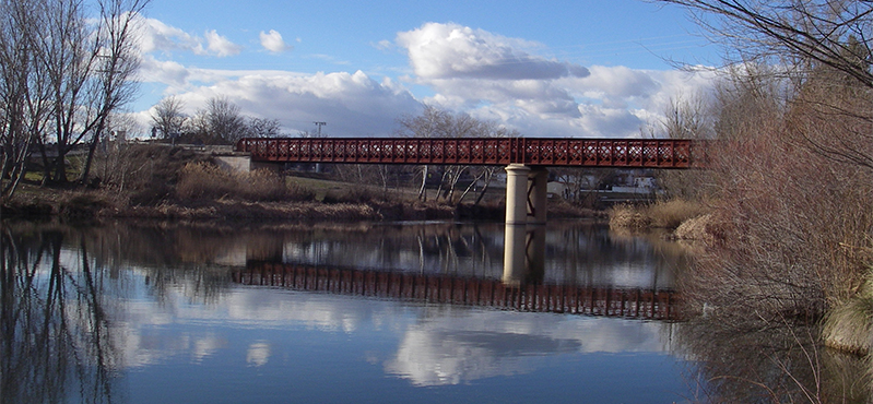 El puente de hierro sobre el Tajo en Fuentidueña
